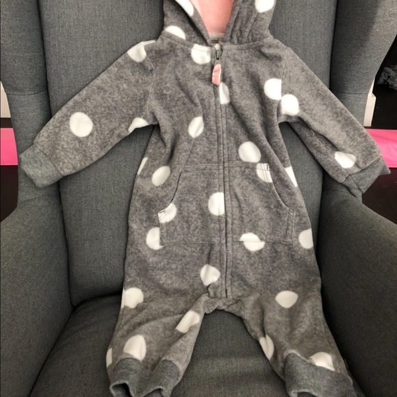 Carter’s Polka dot baby bear onesie - Picture 3 of 3